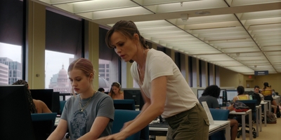 The_Last_Thing_He_Told_Me_S01E04_mkv1729.jpg
