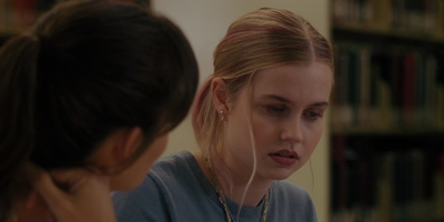 The_Last_Thing_He_Told_Me_S01E04_mkv1988.jpg