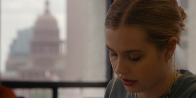The_Last_Thing_He_Told_Me_S01E04_mkv1997.jpg