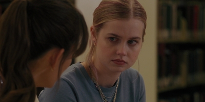 The_Last_Thing_He_Told_Me_S01E04_mkv2025.jpg