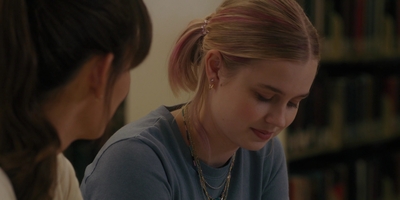 The_Last_Thing_He_Told_Me_S01E04_mkv2040.jpg
