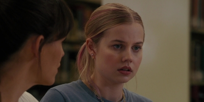 The_Last_Thing_He_Told_Me_S01E04_mkv2160.jpg