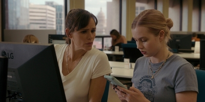 The_Last_Thing_He_Told_Me_S01E05_mkv0157.jpg