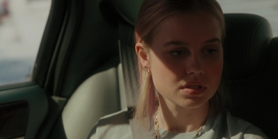 The_Last_Thing_He_Told_Me_S01E05_mkv0329.jpg
