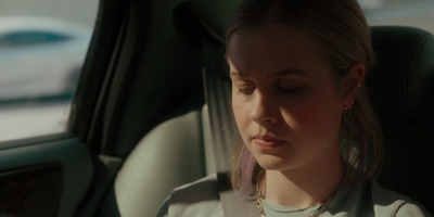 The_Last_Thing_He_Told_Me_S01E05_mkv0370.jpg