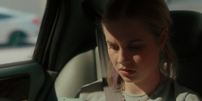 The_Last_Thing_He_Told_Me_S01E05_mkv0378.jpg