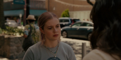 The_Last_Thing_He_Told_Me_S01E05_mkv0438.jpg