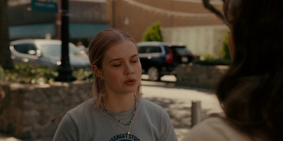 The_Last_Thing_He_Told_Me_S01E05_mkv0440.jpg