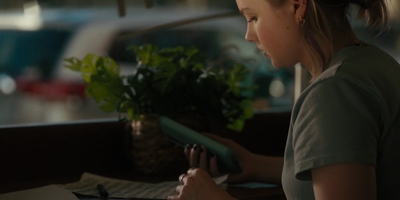 The_Last_Thing_He_Told_Me_S01E05_mkv1088.jpg