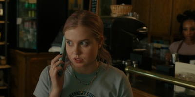 The_Last_Thing_He_Told_Me_S01E05_mkv1098.jpg