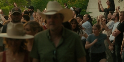 The_Last_Thing_He_Told_Me_S01E05_mkv1515.jpg