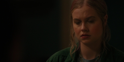 The_Last_Thing_He_Told_Me_S01E06_mkv0912.jpg