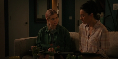 The_Last_Thing_He_Told_Me_S01E06_mkv1135.jpg