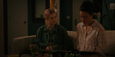 The_Last_Thing_He_Told_Me_S01E06_mkv1136.jpg