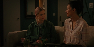 The_Last_Thing_He_Told_Me_S01E06_mkv1146.jpg