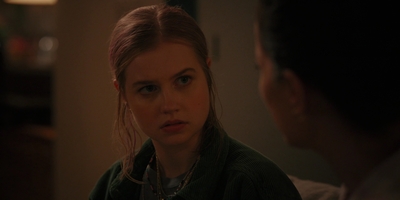 The_Last_Thing_He_Told_Me_S01E06_mkv1187.jpg
