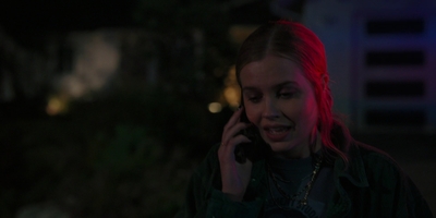 The_Last_Thing_He_Told_Me_S01E06_mkv1976.jpg