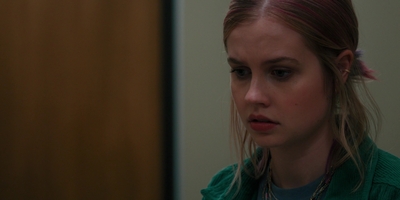 The_Last_Thing_He_Told_Me_S01E07_mkv0337.jpg