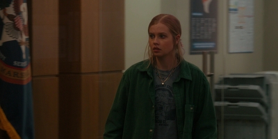 The_Last_Thing_He_Told_Me_S01E07_mkv0958.jpg