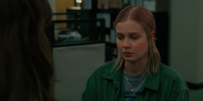 The_Last_Thing_He_Told_Me_S01E07_mkv1621.jpg