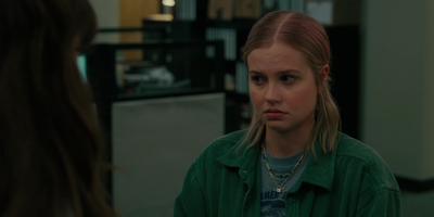 The_Last_Thing_He_Told_Me_S01E07_mkv1625.jpg