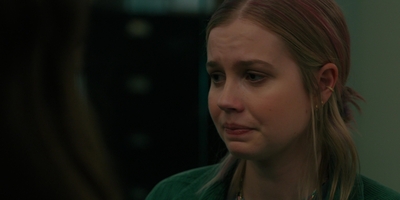 The_Last_Thing_He_Told_Me_S01E07_mkv1652.jpg