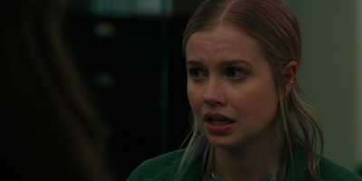 The_Last_Thing_He_Told_Me_S01E07_mkv1666.jpg