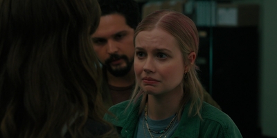 The_Last_Thing_He_Told_Me_S01E07_mkv1758.jpg