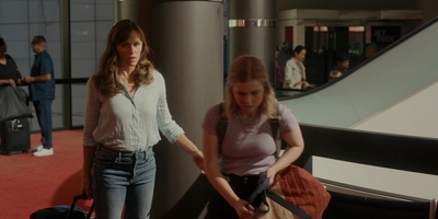 The_Last_Thing_He_Told_Me_S01E07_mkv1808.jpg