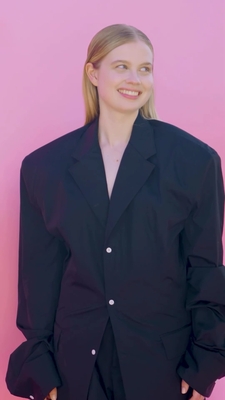 2024-03-06_-_Bec_Parsons_for_Elle_Australia_mp41104.jpg