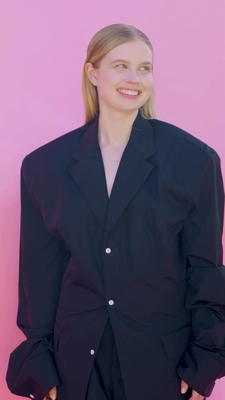 2024-03-06_-_Bec_Parsons_for_Elle_Australia_mp41106.jpg